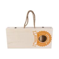 RODZINA GRAJĄCA W CORNHOLE